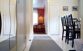 Ullaredsgården B&B Express